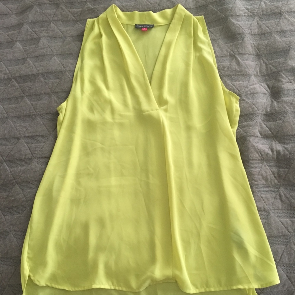 Vince Camuto Top